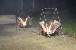 Chuckwagon Fire Pit Basket -Bialettited Winkel image 303