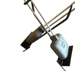 Rome Pie Iron Kickstand -Bialettited Winkel image 373