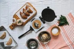 Victoria Cast Iron Tortilla Press 20 Cm -Bialettited Winkel image 443