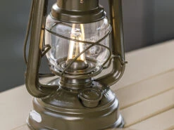 Original Feuerhand Stormlantaarn Olijf Groen LED -Bialettited Winkel image 467